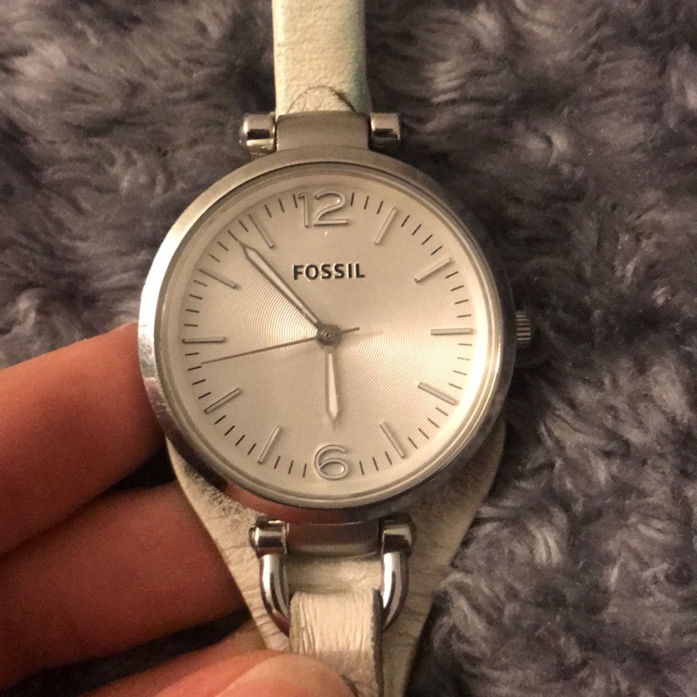 Fossil Watch - Picture 3 of 3